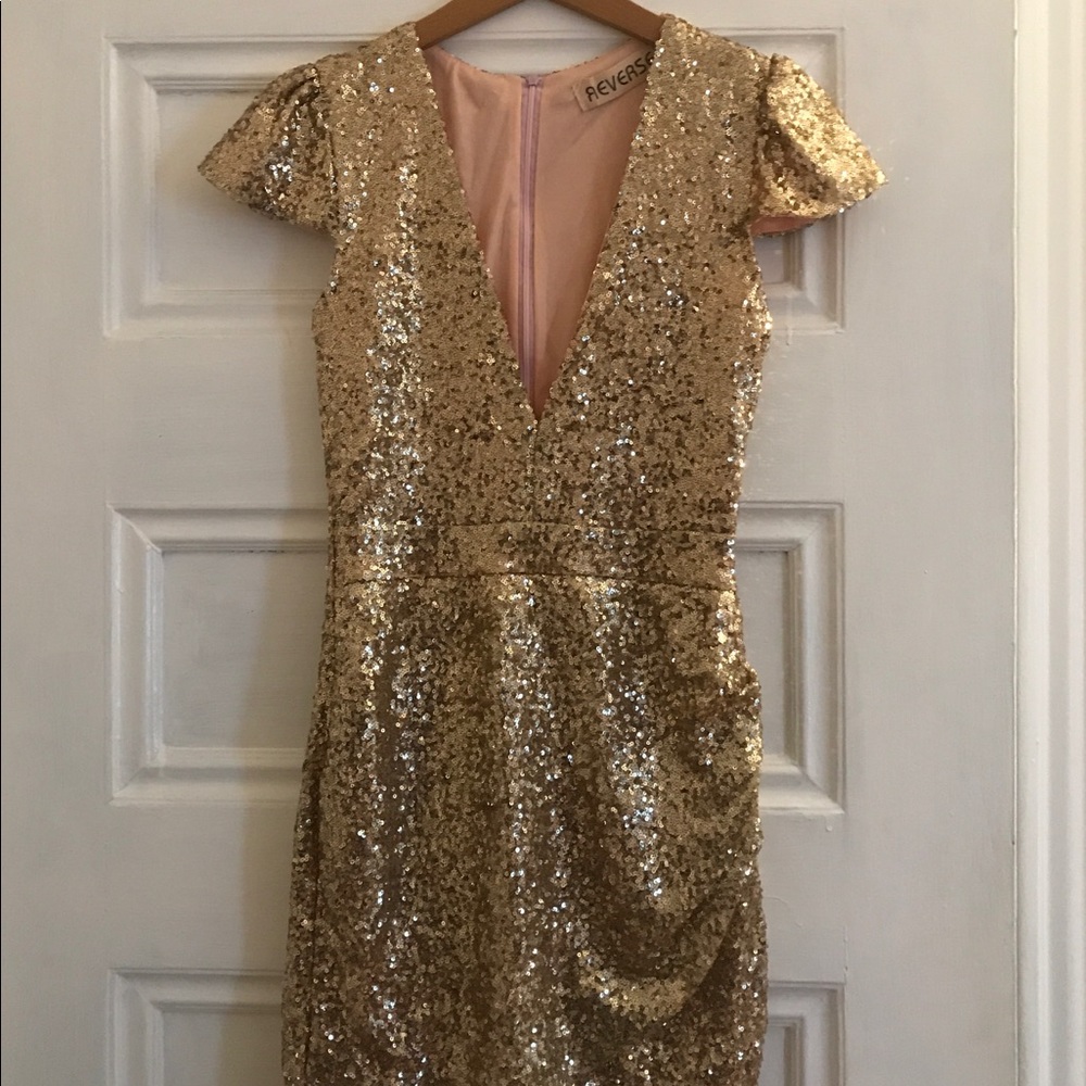 🥂 REVERSE Gold Sequin Mini Cocktail Dress 🔥